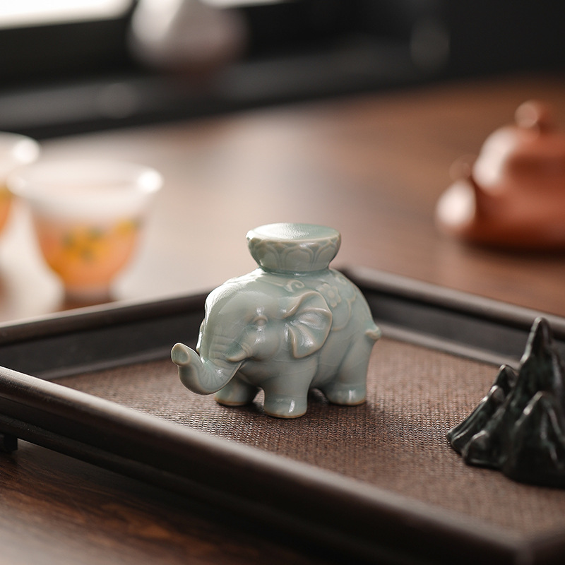 Creative  Elephant Lid Holder  - огляд і ціна Unique Table Accessories